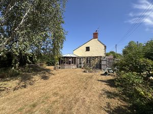 CONSERVATORY SIDE OF HOUSE- click for photo gallery